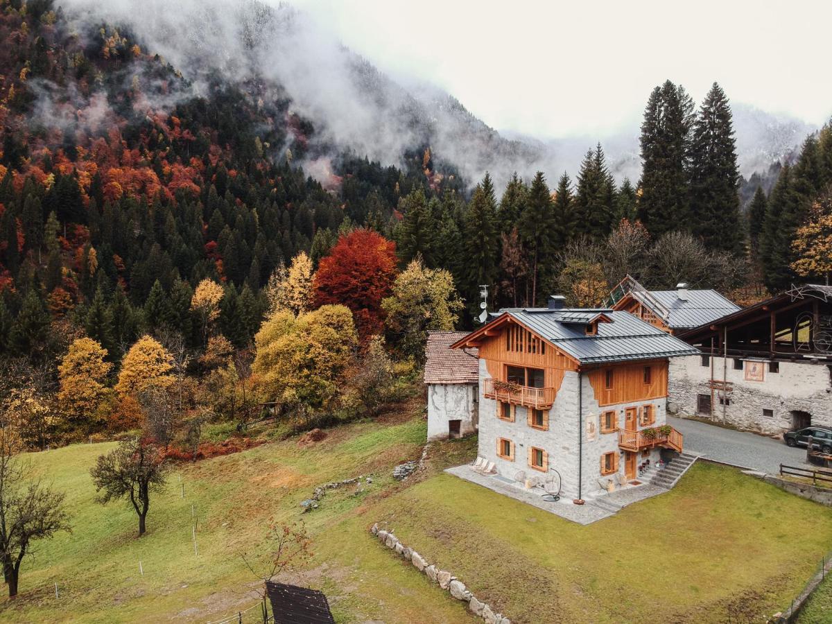 Pimont Alpine Chalet Madonna di Campiglio Luaran gambar