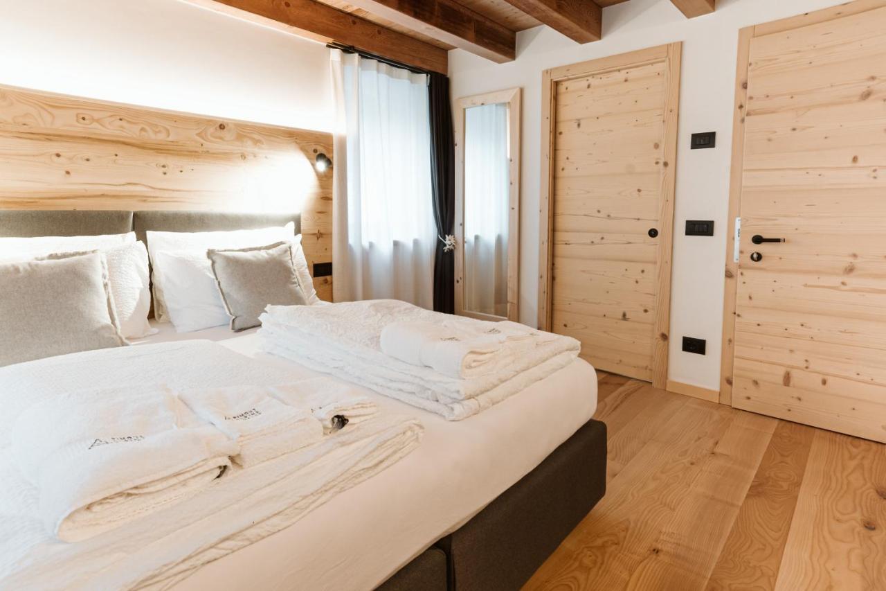Pimont Alpine Chalet Madonna di Campiglio Luaran gambar
